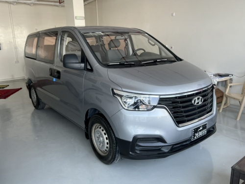 Hyundai H1.  2020